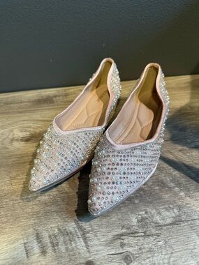 Pearl & Crystal Embellished Pink Pointed Toe Flats